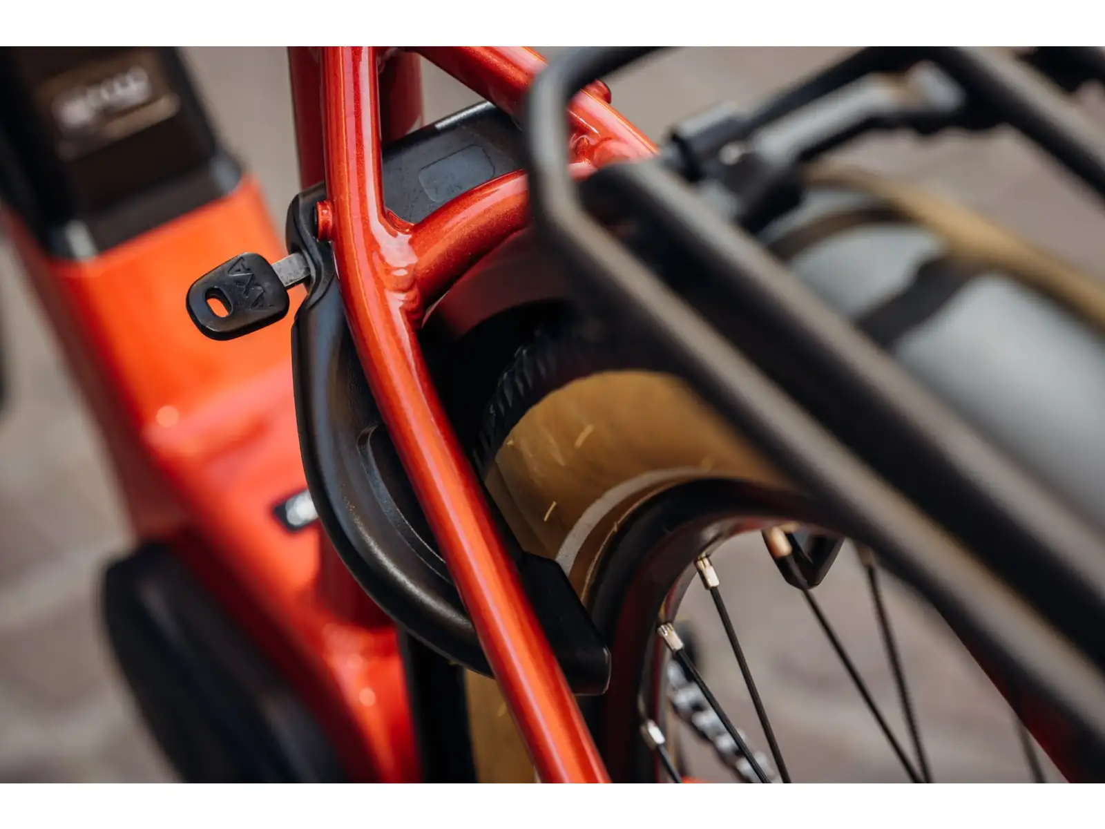 Rock Machine Storm INT e90-29 Touring electric bike Gloss Metallic Orange/Silver
