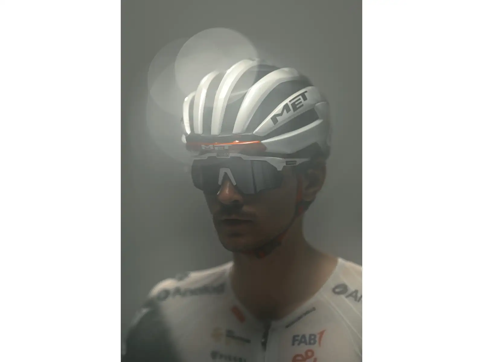 MET Trenta 3K Carbon MIPS road helmet Opal Gray