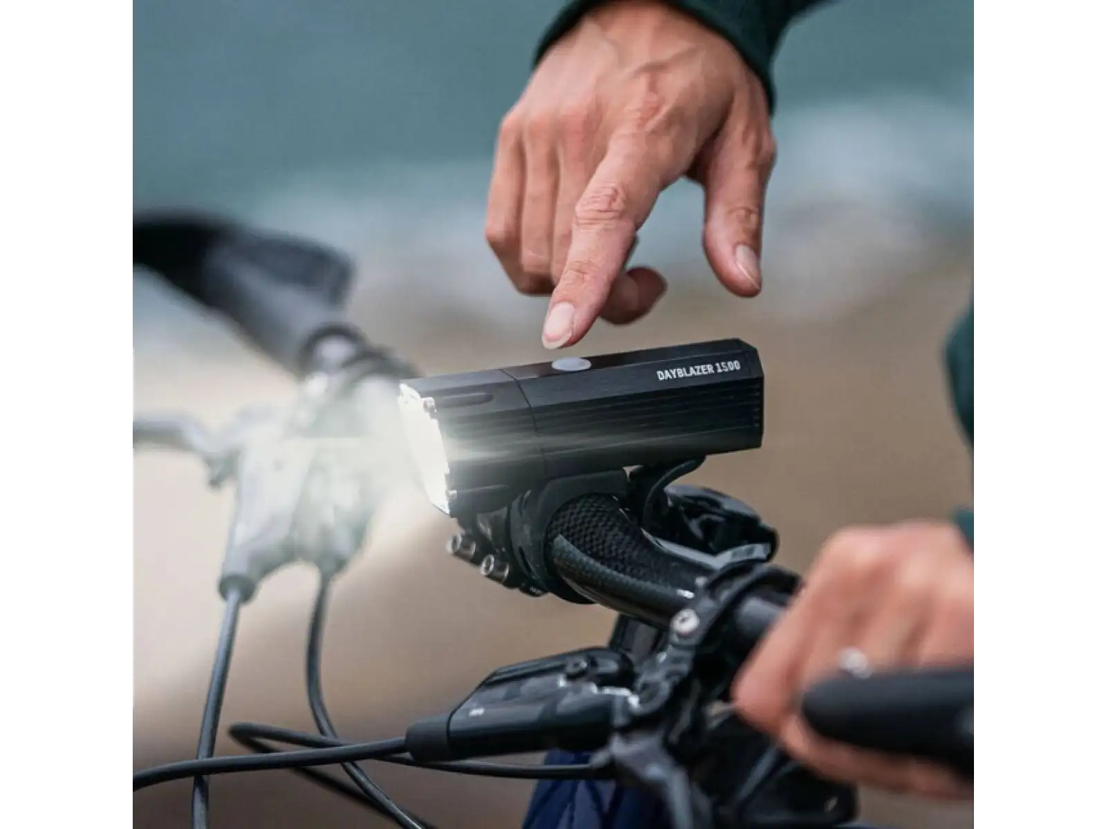 Blackburn Dayblazer 1500 USB-C front light