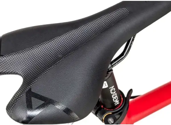 Academy Grade 6 children's bike 26" red