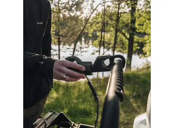 Thule VeloSpace 3 carrier for 3 bikes for tow hitch