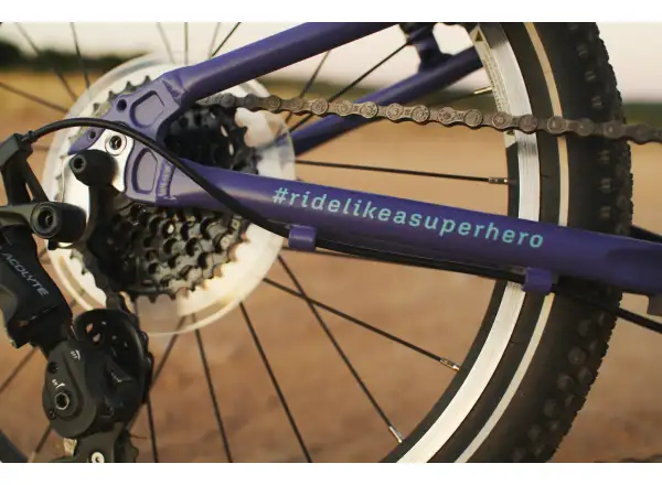 Fíha 20 AuraBlazer children's bike purple