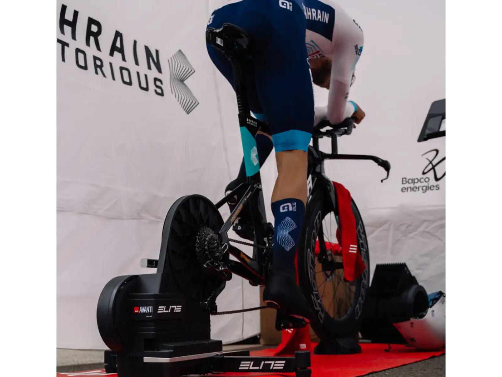Elite Avanti Zwift Cog & Click trainer