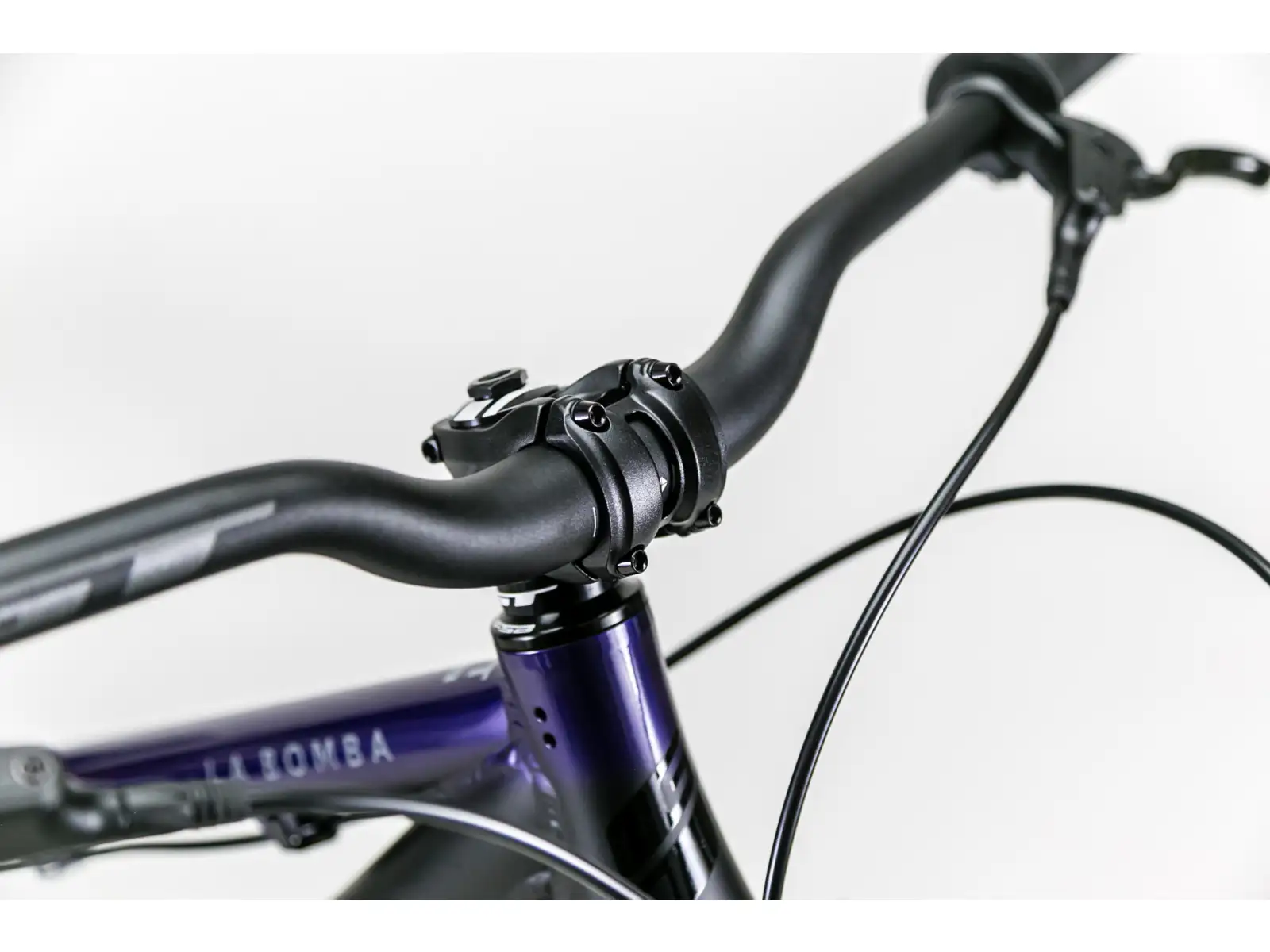 GT La Bomba Pro dirt bike