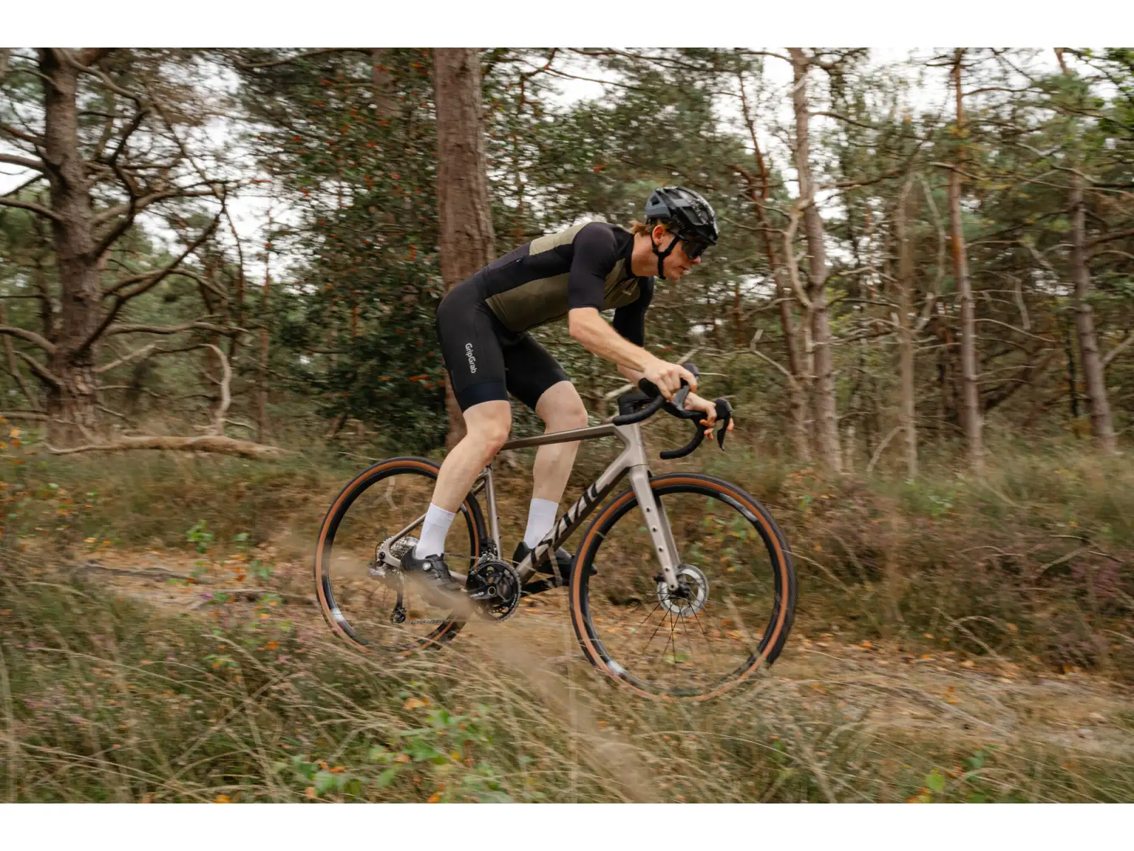 Isaac Torus Xplore GRX610/RX820 2x12 gravel bike Blast Bronze