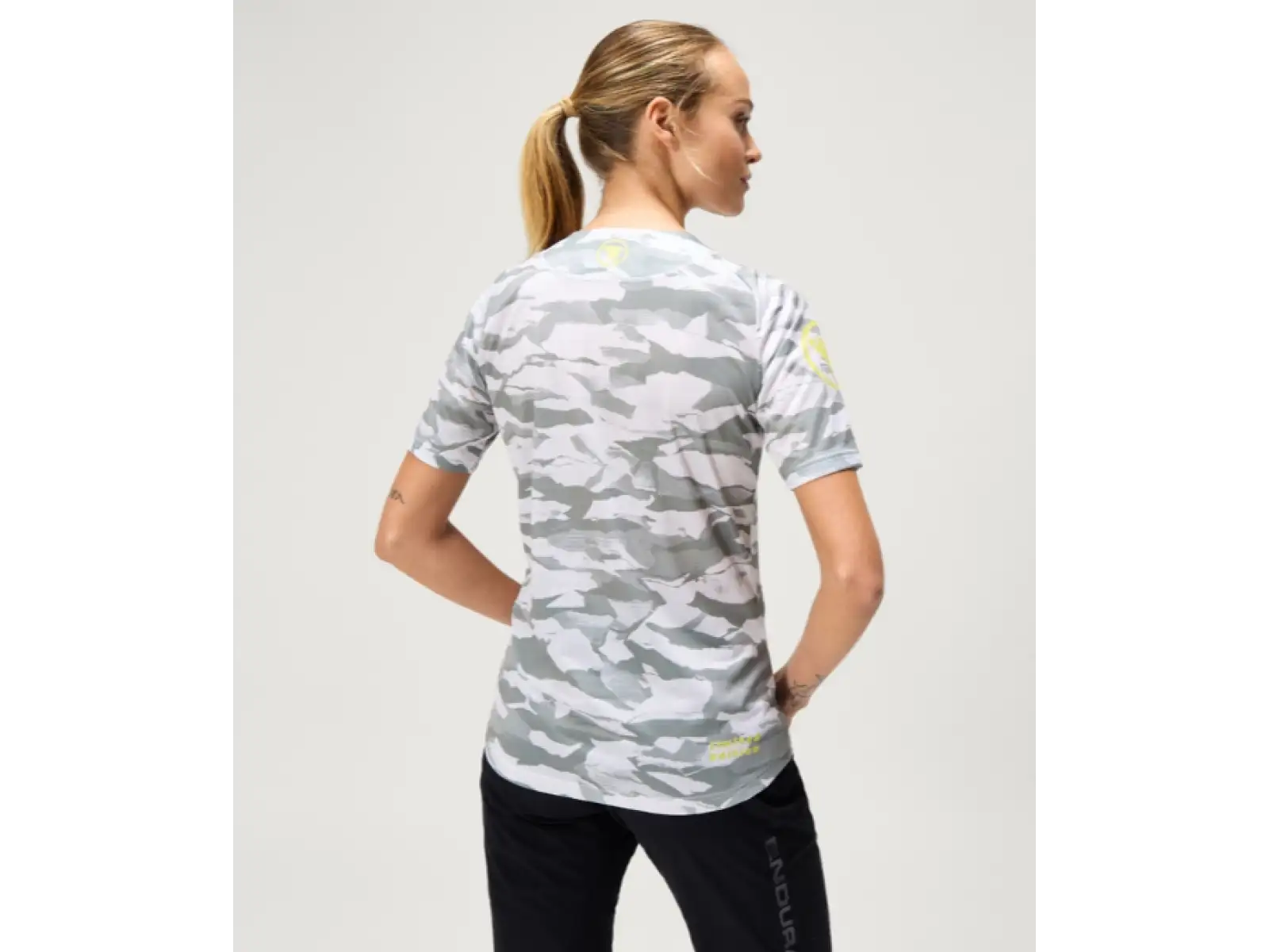 Endura LTD Mountain Camo women's jersey short sleeve Haar Grey