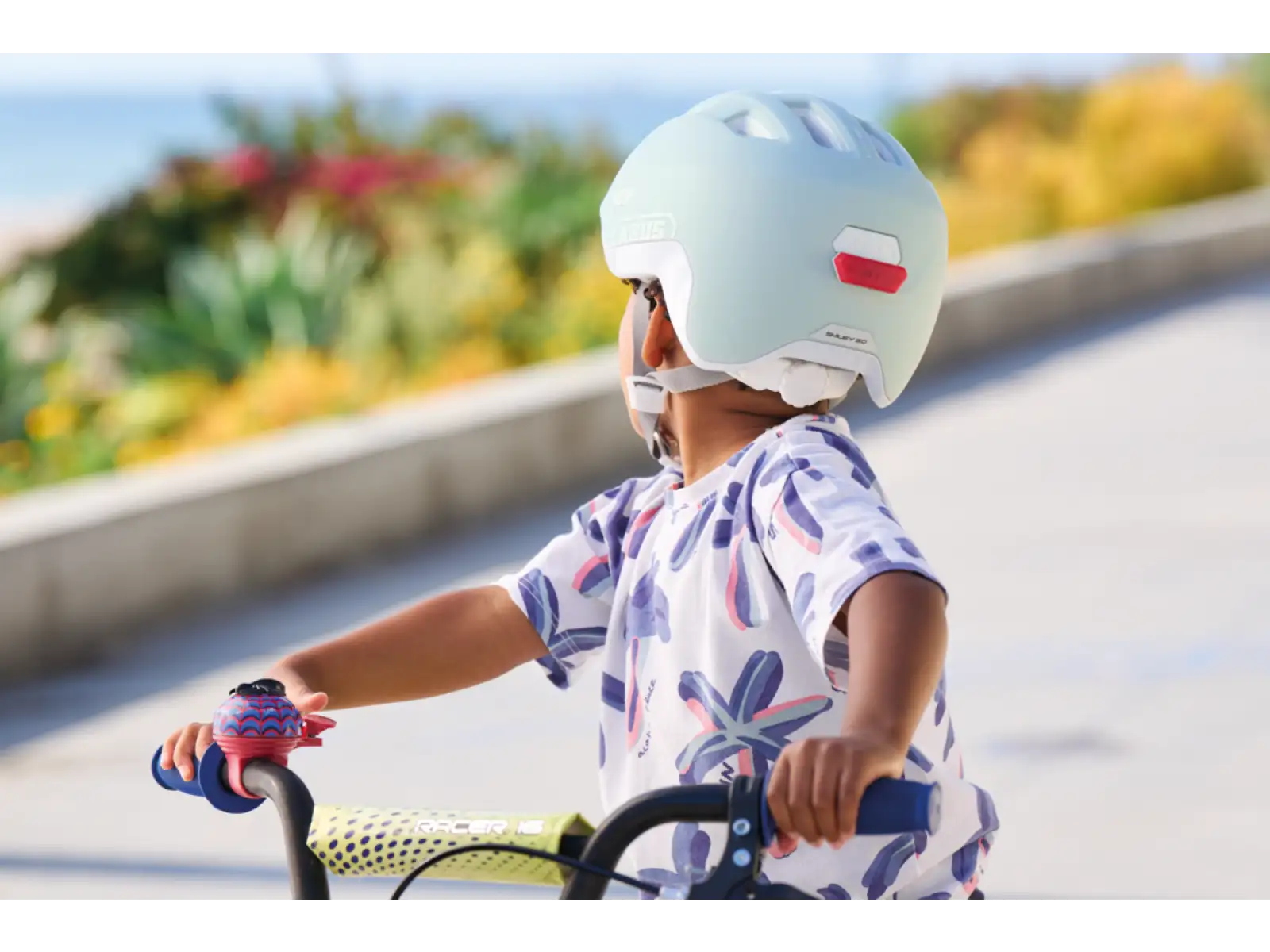 Abus Smiley 3.0 Ace LED children's helmet Pure Mint
