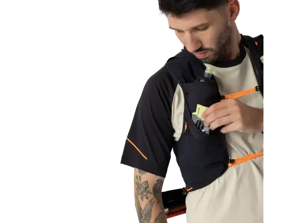 Dynafit Alpine 15 l running vest Black Out