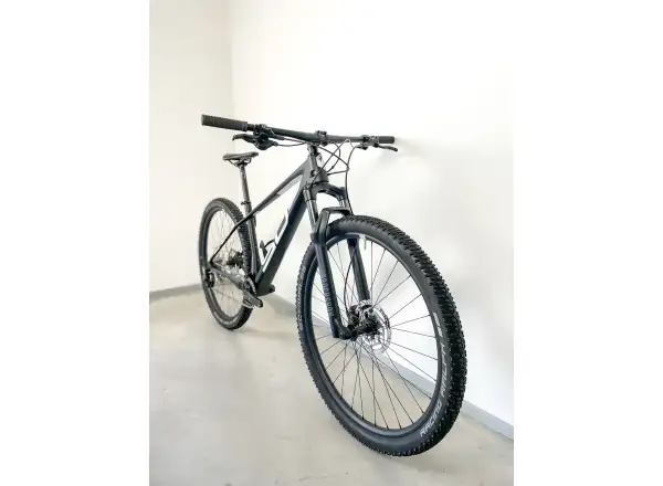 Superior XP 929 mountain bike@ size. M BAZAR