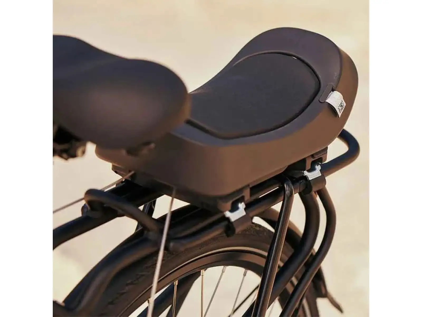 Urban Iki Junior rear seat with carrier adapter Bincho Black