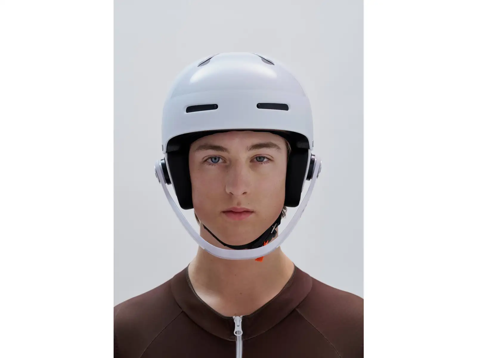 POC Artic SL MIPS ski helmet Hydrogen White