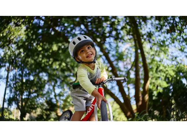 Woom GO 1 Hot Pink 12 children's balance bike