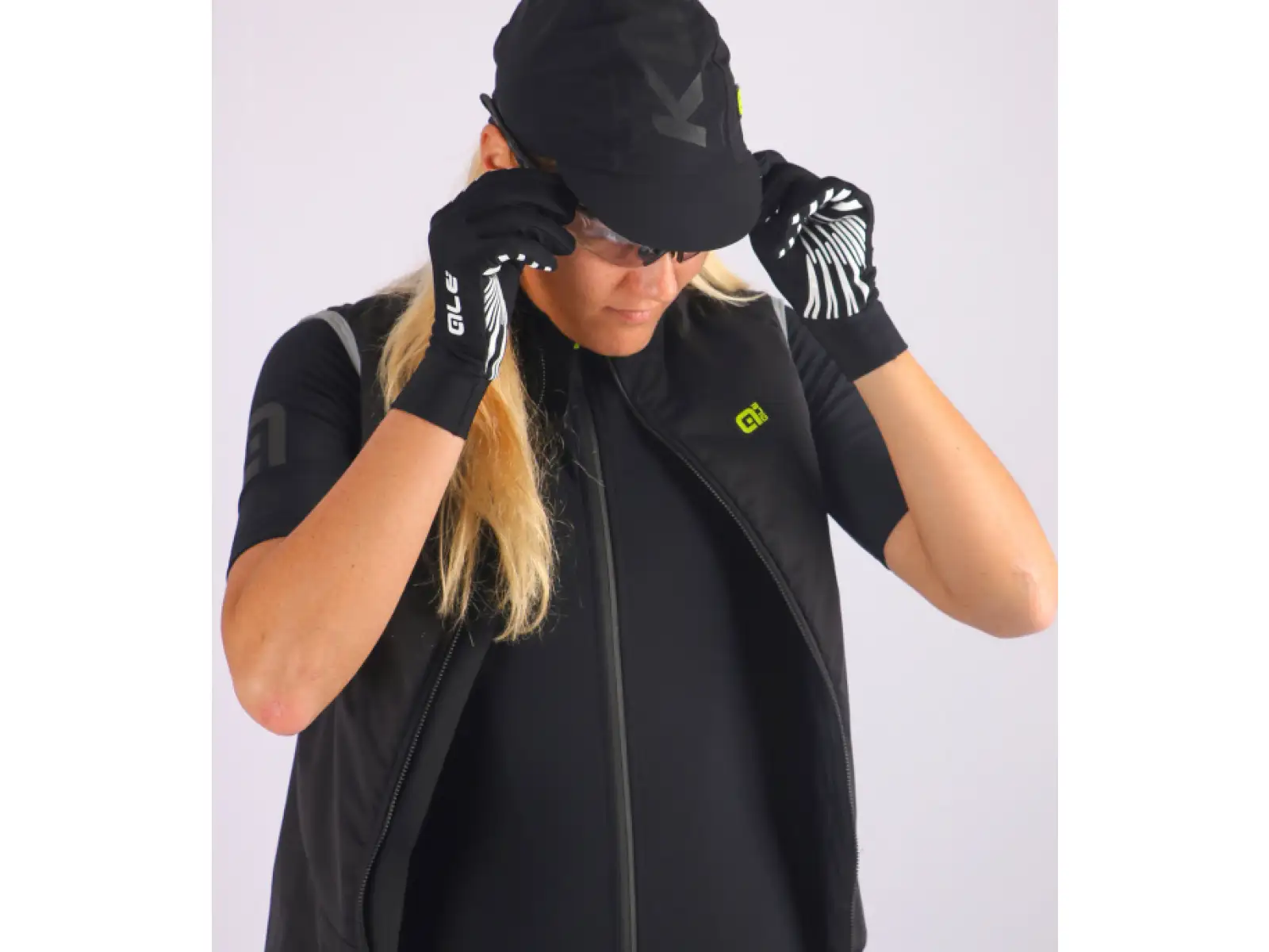 Alé K-Elements Cap cycling waterproof cap