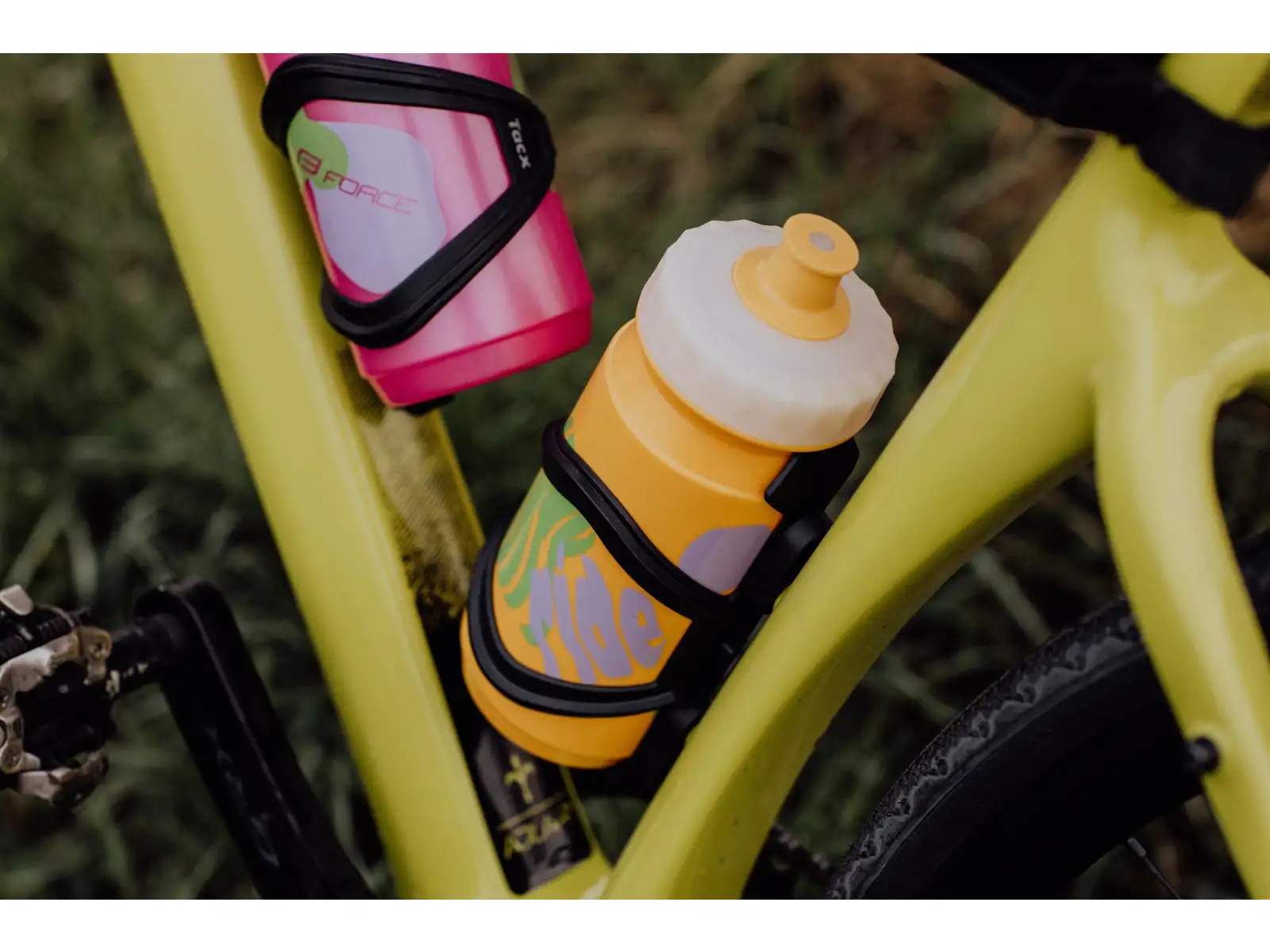 Force Party Ride cycling bottle 550 ml yellow