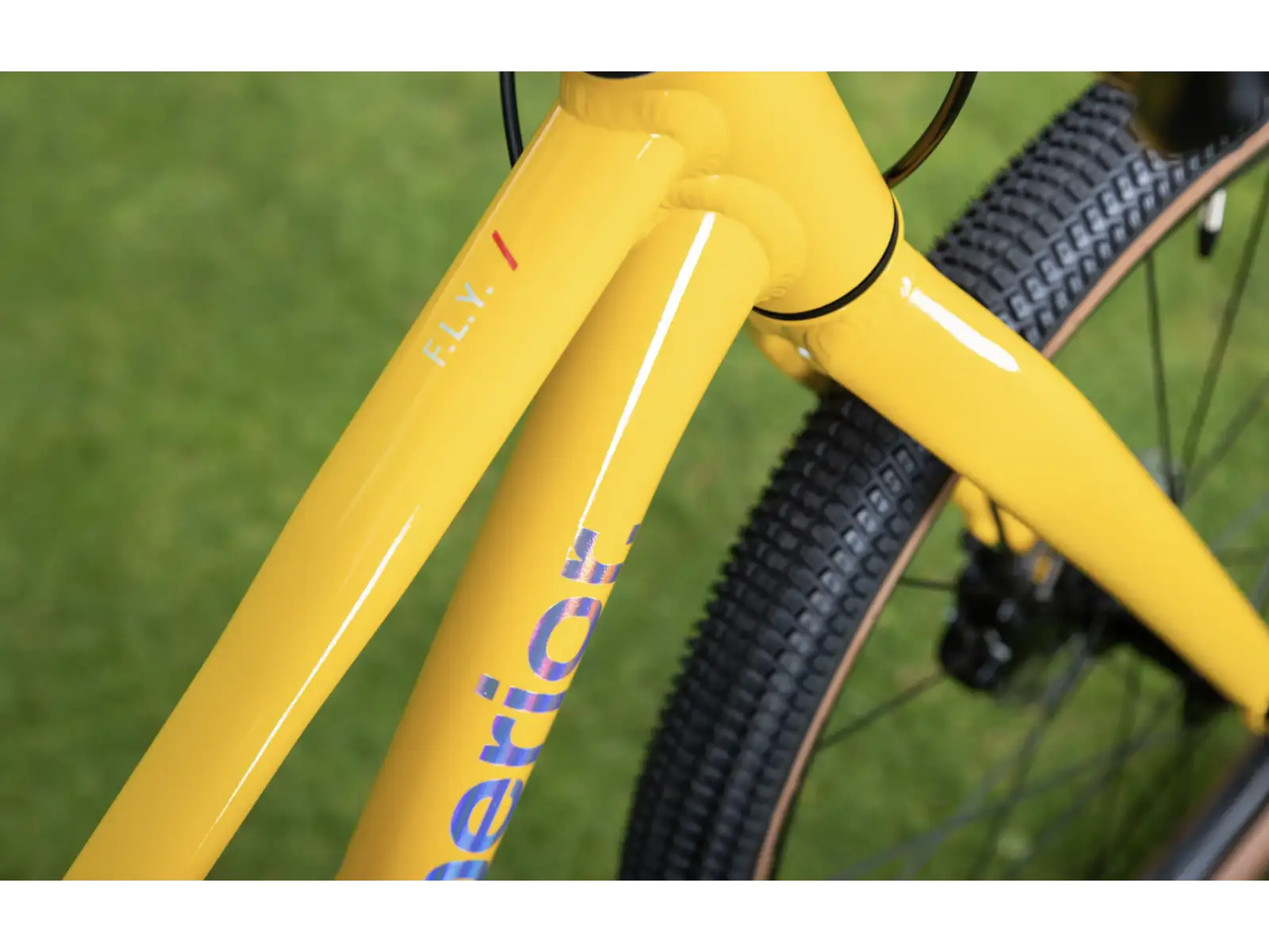 Superior F.L.Y. 24 children's bike Gloss Yellow