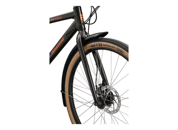 Mongoose Rogue BLK trekking bike