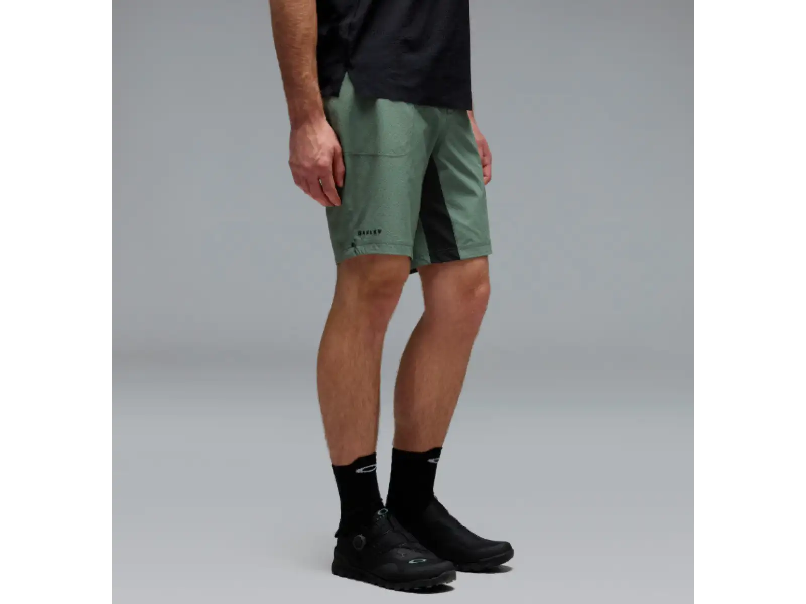 Oakley Seeker Whip men's shorts Aviator Green