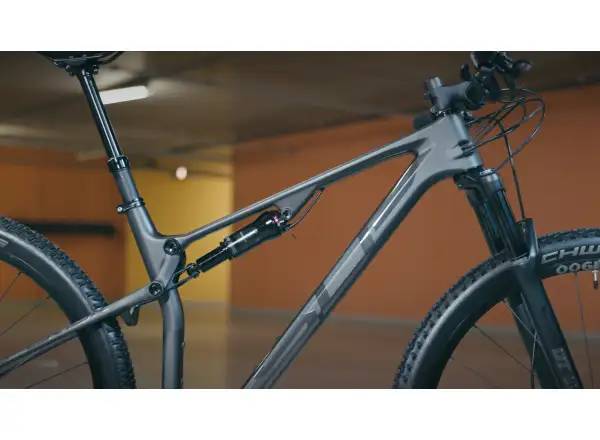 Superior XF 979 RC mountain bike Matte Carbon/Stealth Chrome