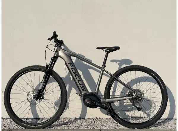 Focus Jarifa2 e-bike size M BAZAR