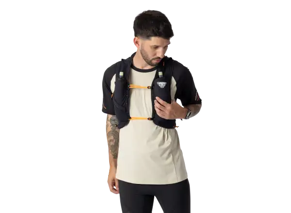 Dynafit Alpine 15 l running vest Black Out