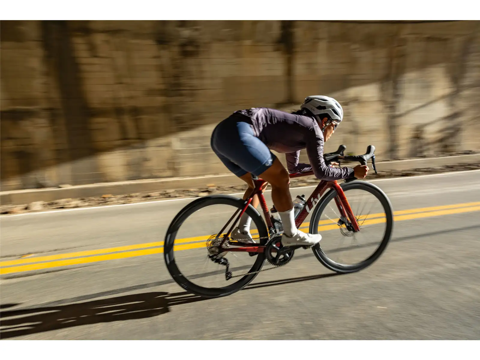 Liv EnviLiv Advanced 2 women's road bike Sangria