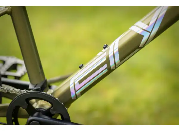 Superior F.L.Y. 24 VB Matte Olive Metallic/Hologram Chrome kids mountain bike