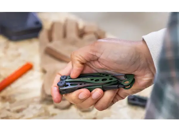 Leatherman Skeletool CX multitool Black & Stainless