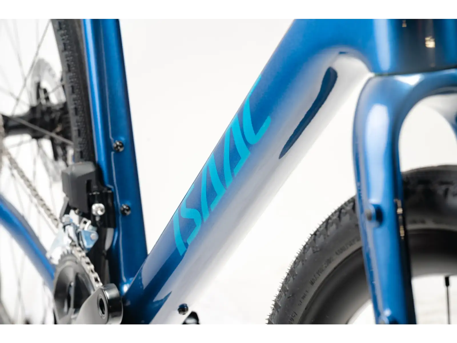 Isaac Kaon 105 Di2 2x12 gravel bike Saphire Blue