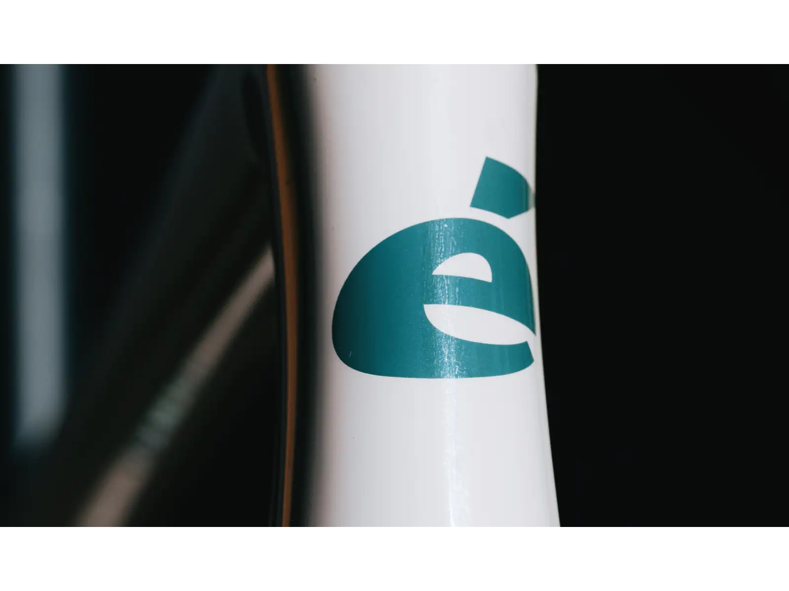 Cervélo Caledonia-5 SRAM Red AXS Black