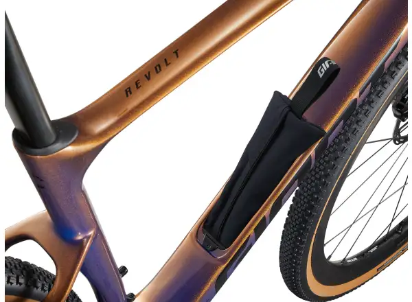 Giant Revolt Advanced Pro 1 gravel bike Meteor Storm