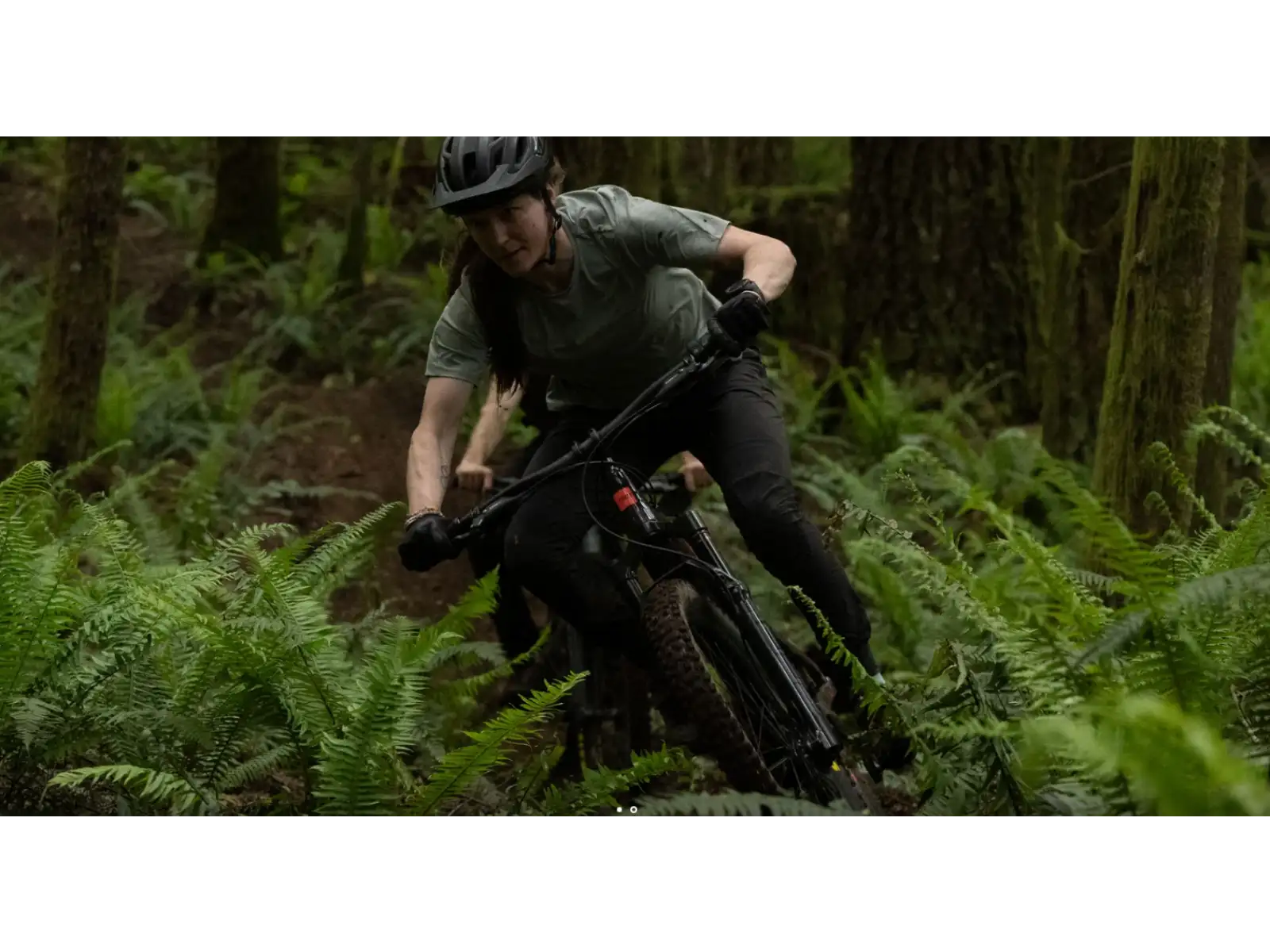 Santa Cruz Vala 1 AL Deore mountain electric bike Grey