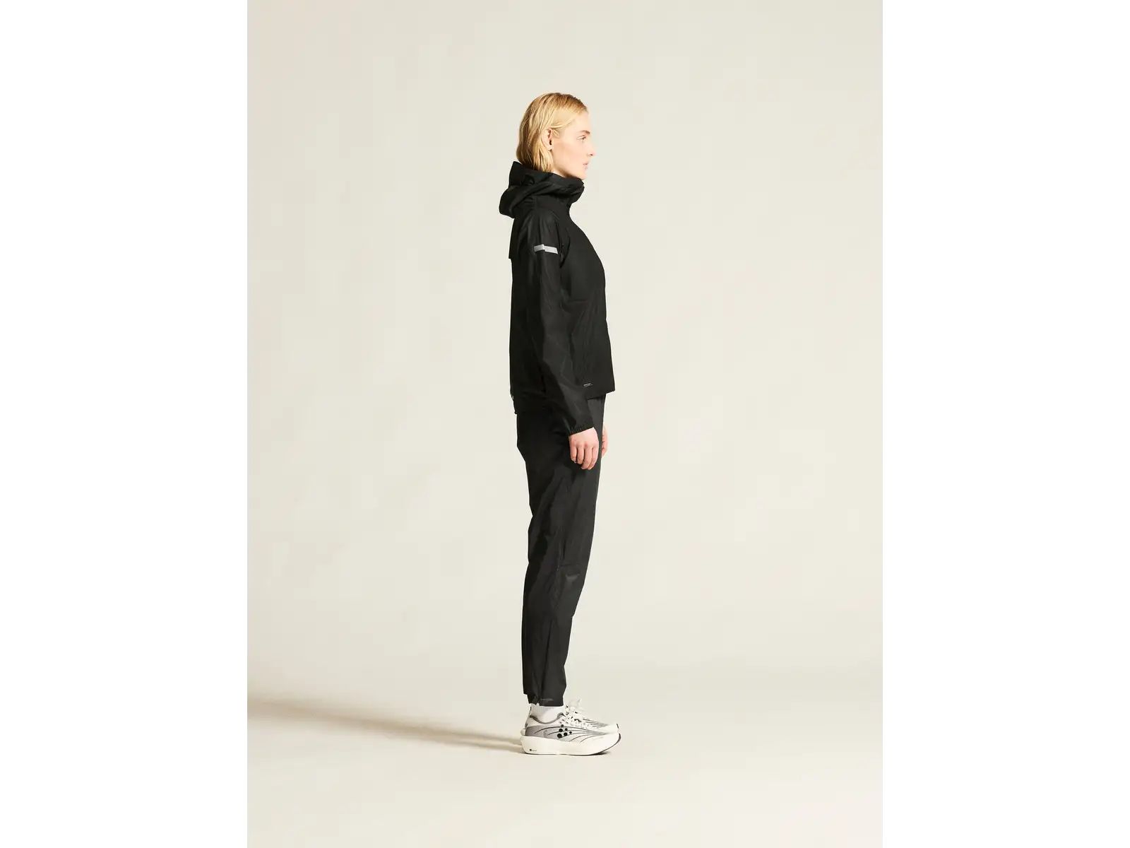 CRAFT PRO Hydro Lightweight women's running jacket black