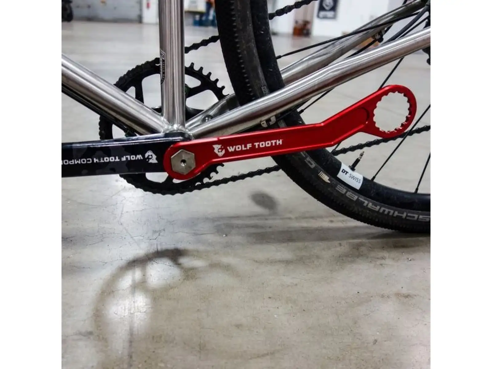 Wolf Tooth Pack wrench tool
