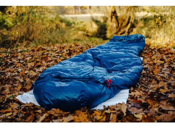 Pinguin Lava 350 sleeping bag 195 cm green left