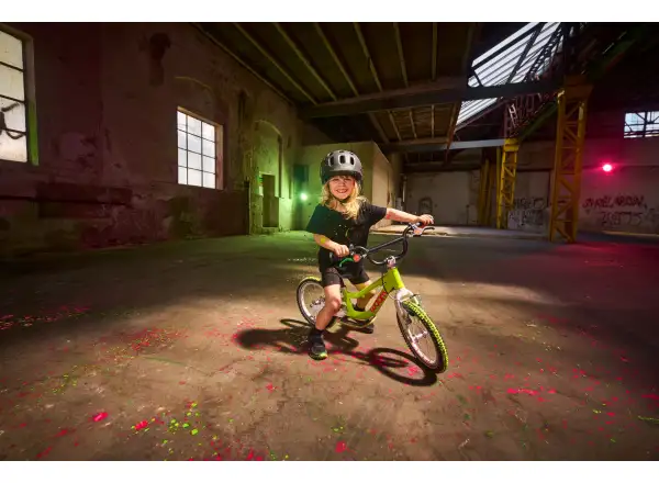 Woom GO 1 PLUS kids balance bike neon lime