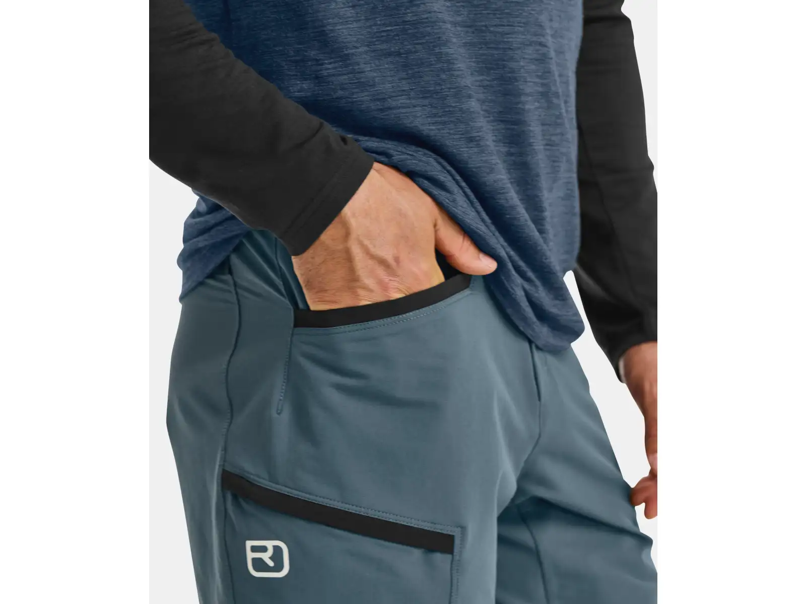 Ortovox Pelmo Shorts men's shorts Black Raven