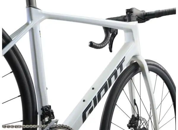 Giant TCR Advanced 2 KOM road bike Illusion White