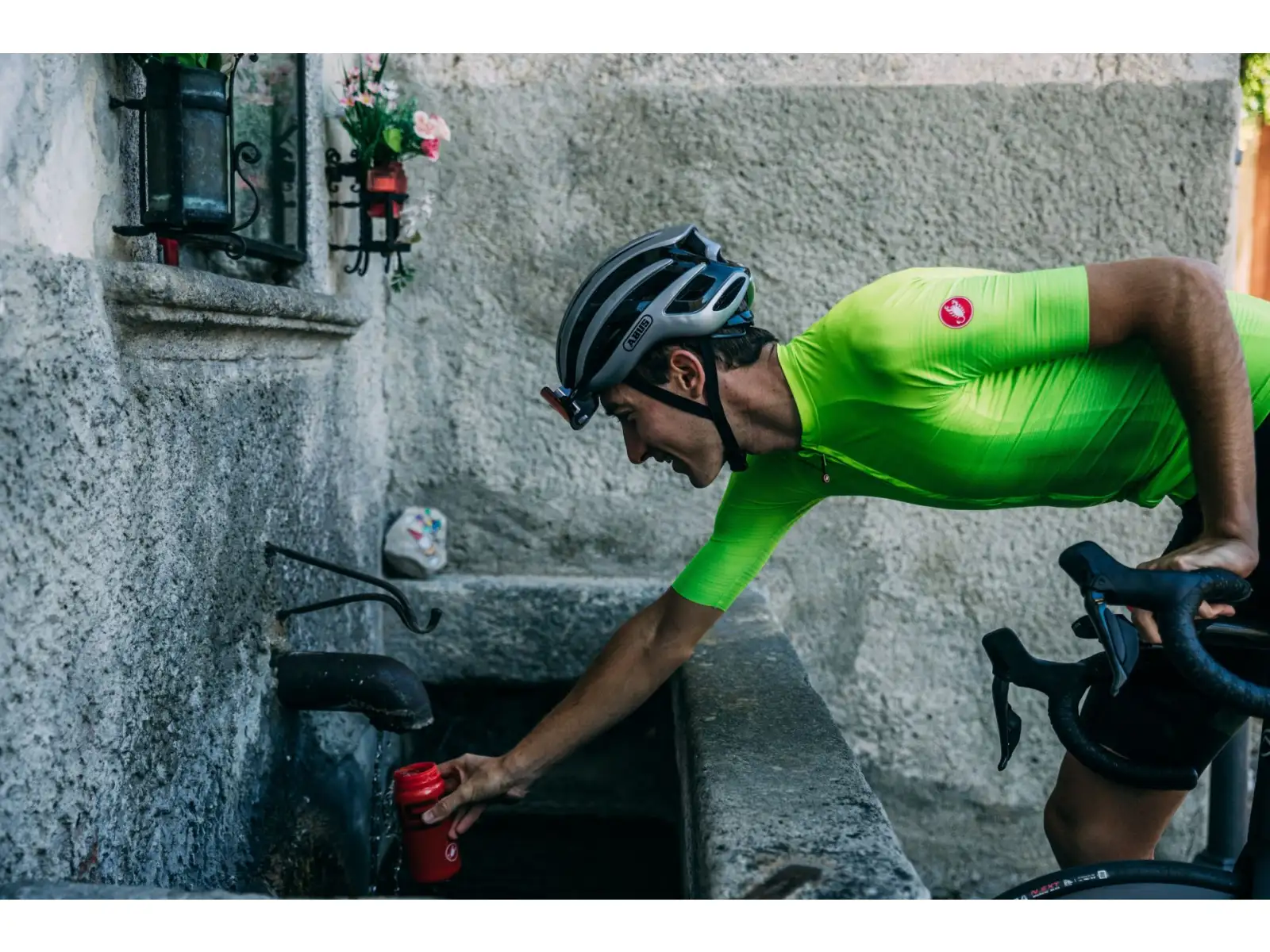 Castelli Aero Race 6.0 men's jersey short sleeve Electric Lime