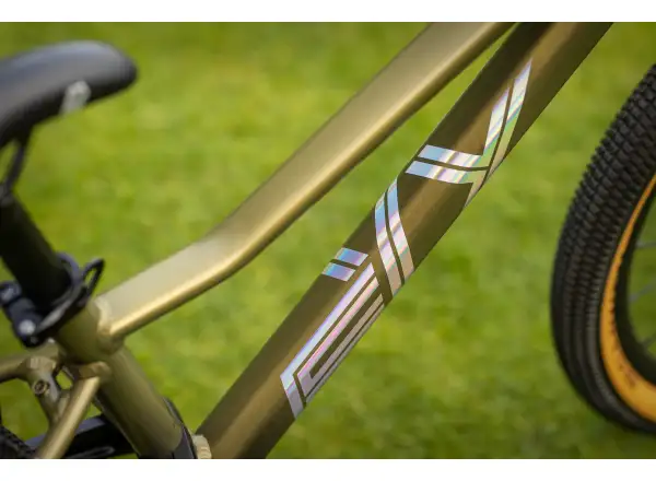 Superior F.L.Y. 20 DB Matte Olive Metallic/Hologram Chrome children's bike