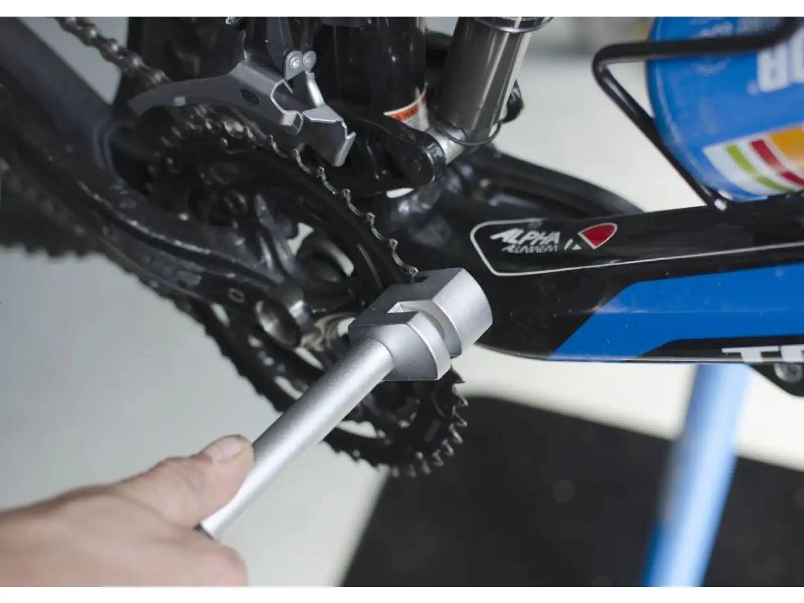 Unior chainring straightening tool