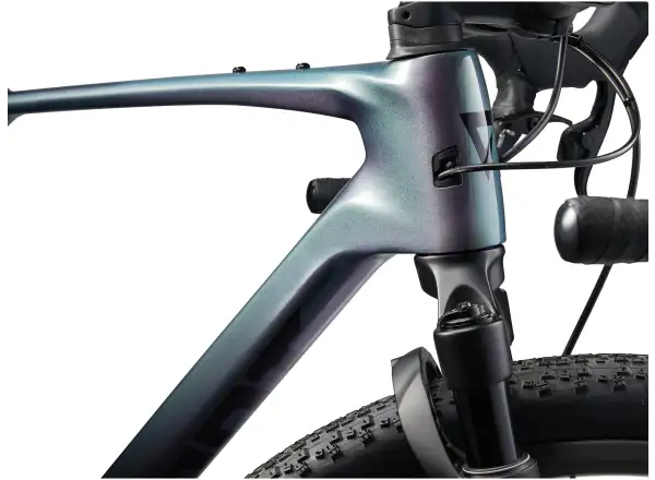 Giant Revolt X Advanced Pro 0 gravel bike Airglow Black Currant