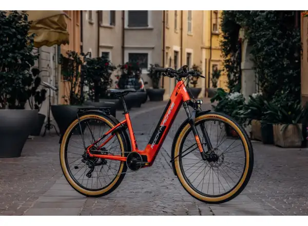 Rock Machine Storm INT e90-29 Touring electric bike Gloss Metallic Orange/Silver