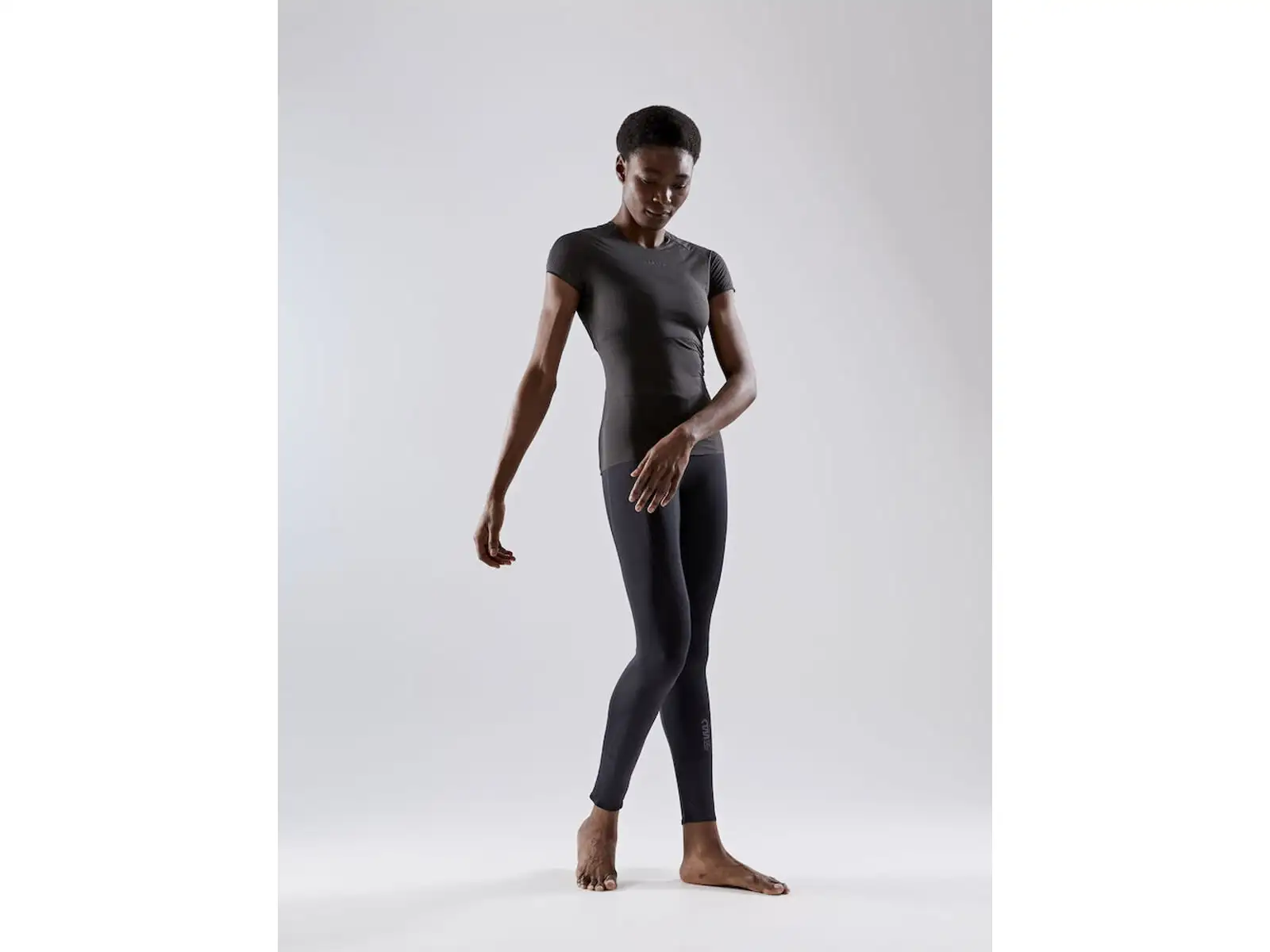 Craft Pro Dry Nanoweight women's T-shirt short sleeve black