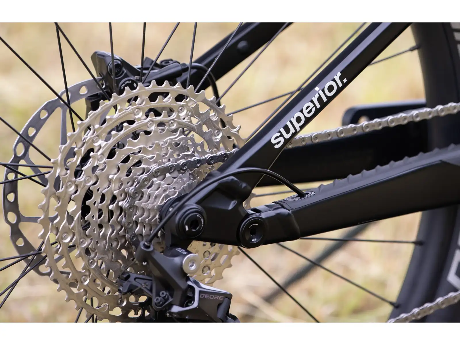 Superior eXF 8089 B Gloss Chrome/Matte Black full suspension e-bike