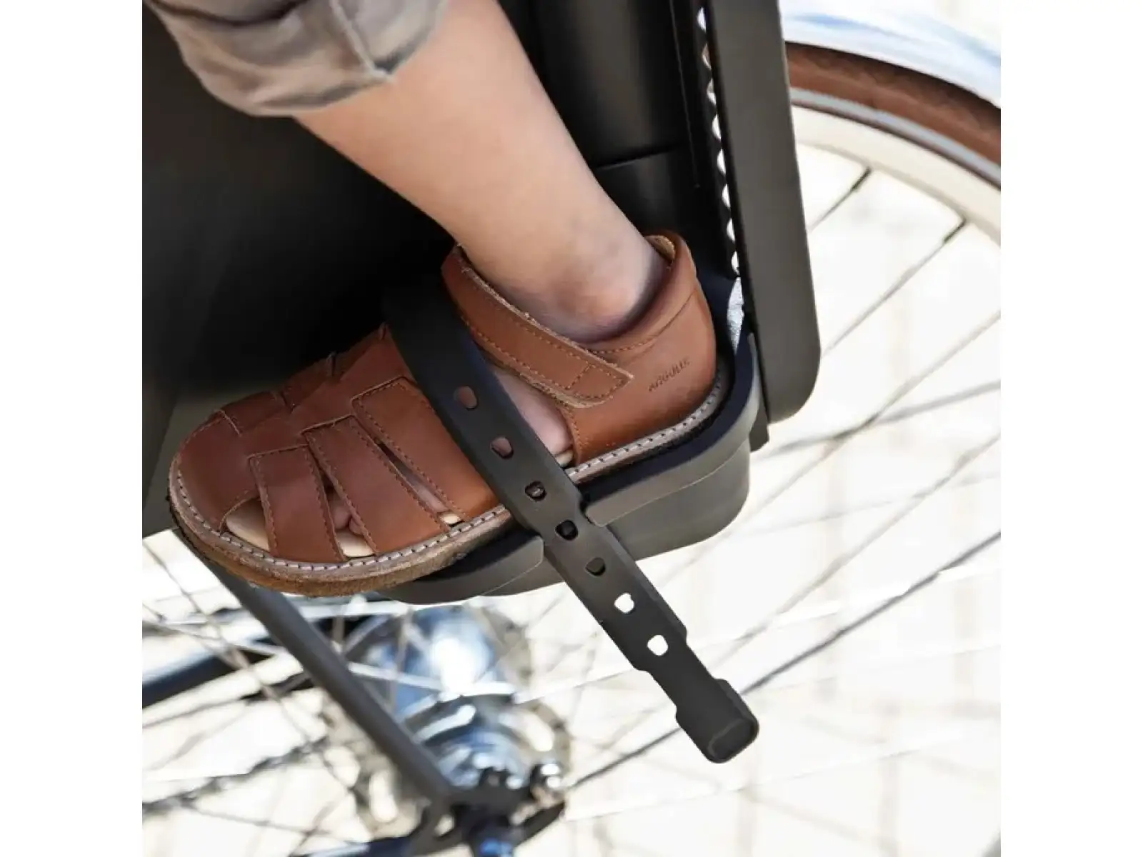 Urban Iki rear seat with carrier adapter Inaho Beige/Kurumi Brown
