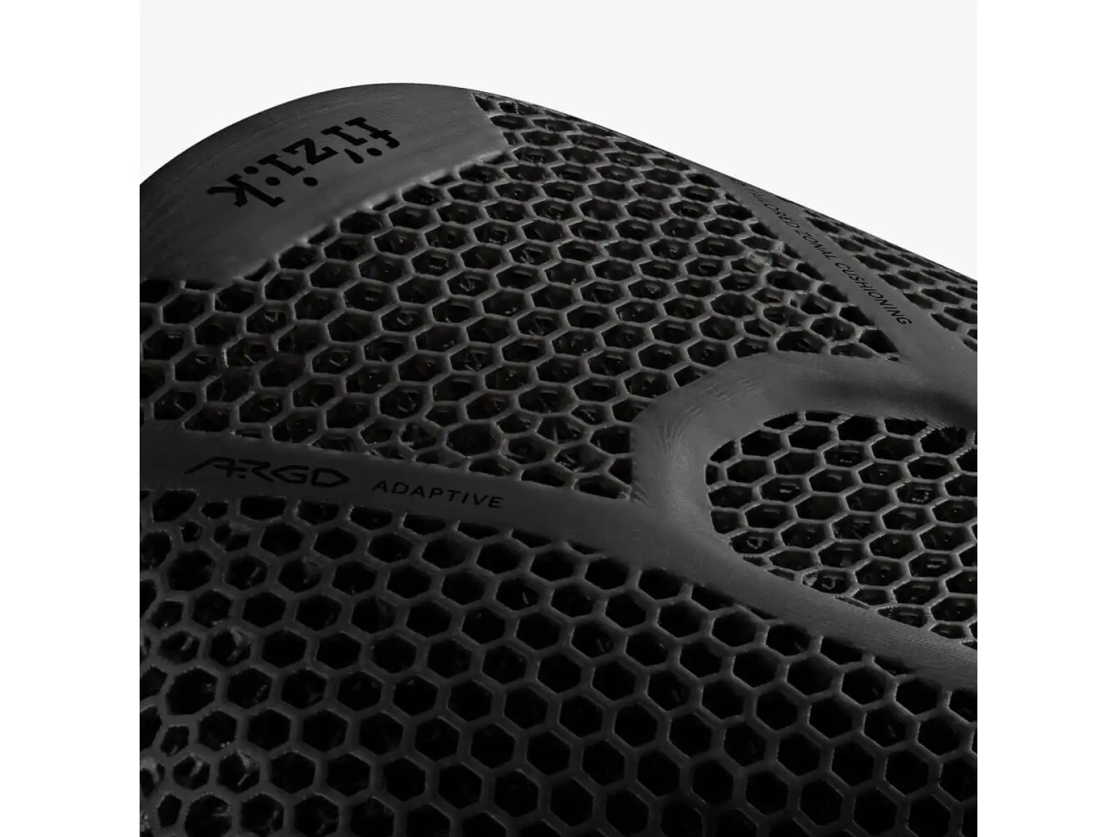 Fizik Vento Argo R1 Adaptive 140 mm saddle