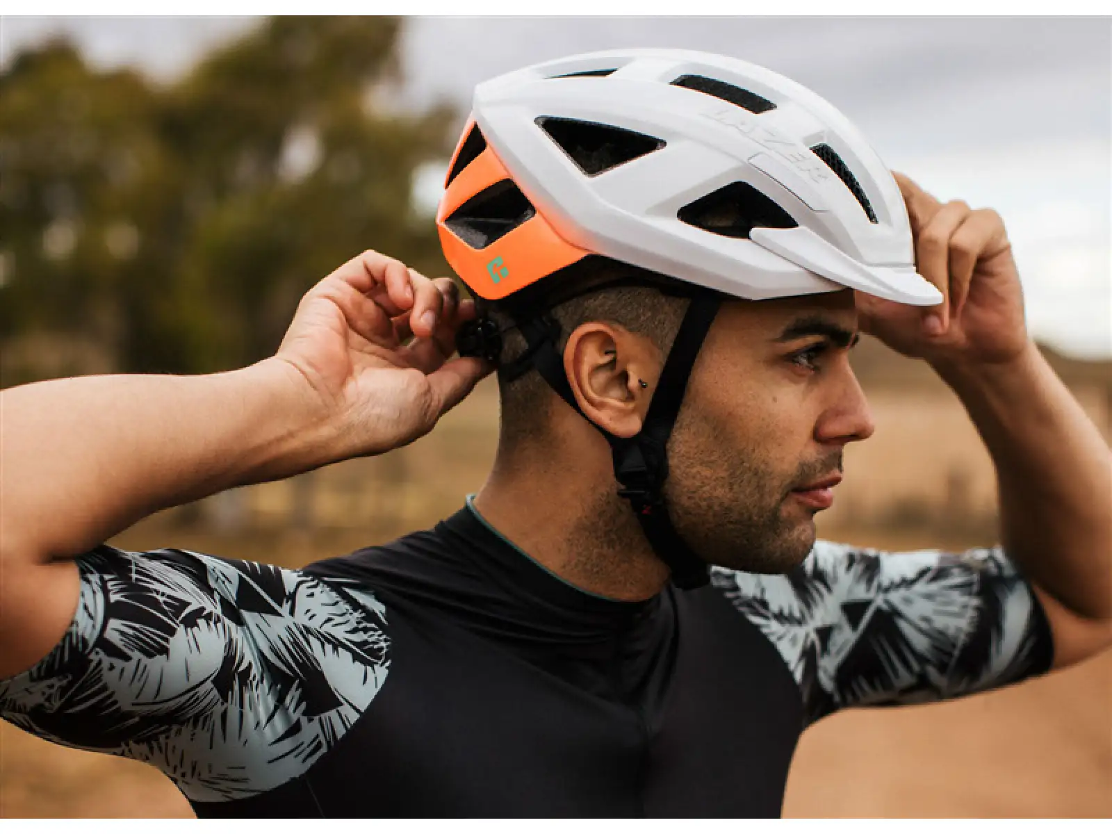 Lazer Cerro KC road helmet White/Flash Orange