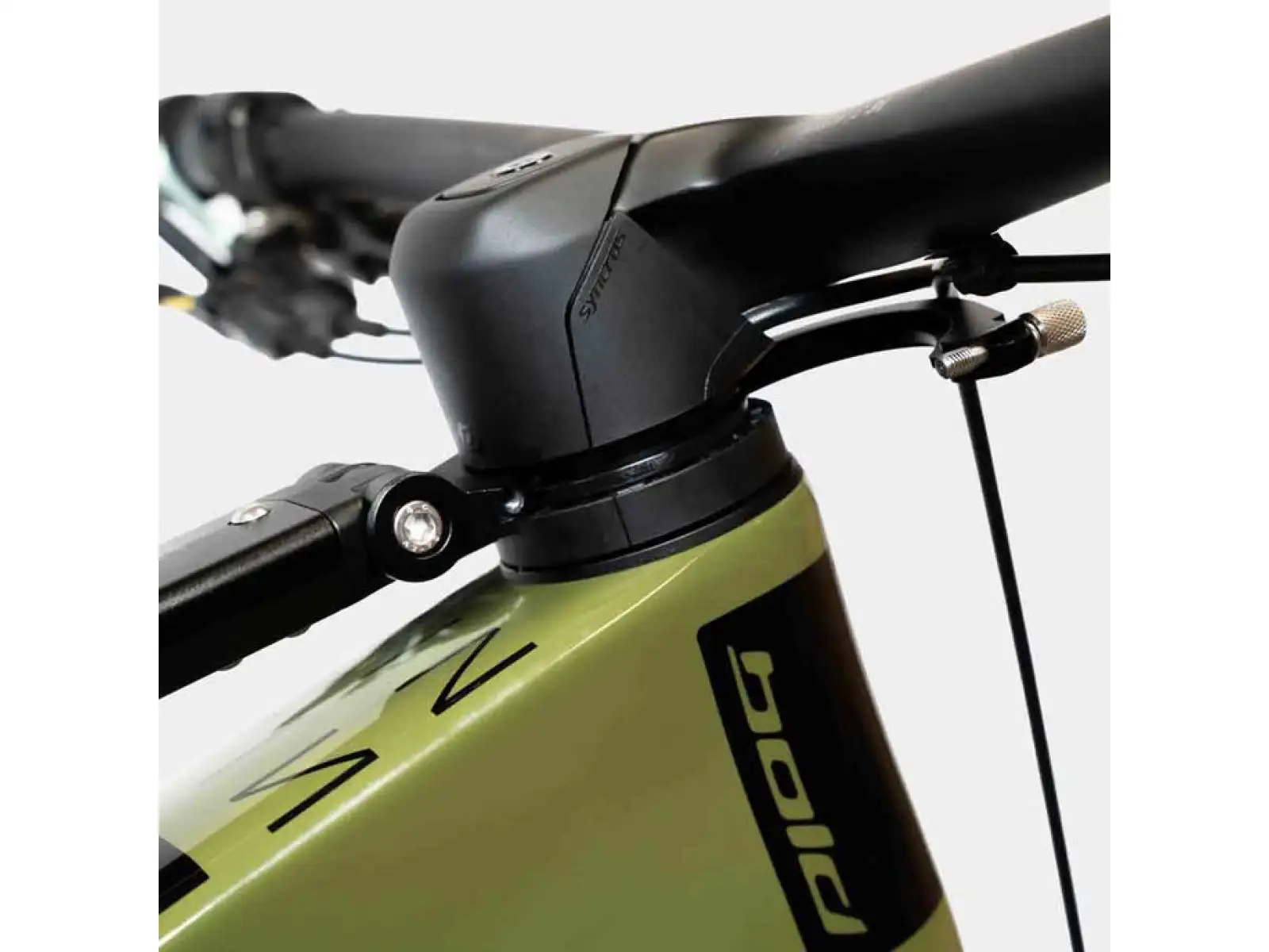 Kids Ride Shotgun Pro ICR adapter for internal cable routing