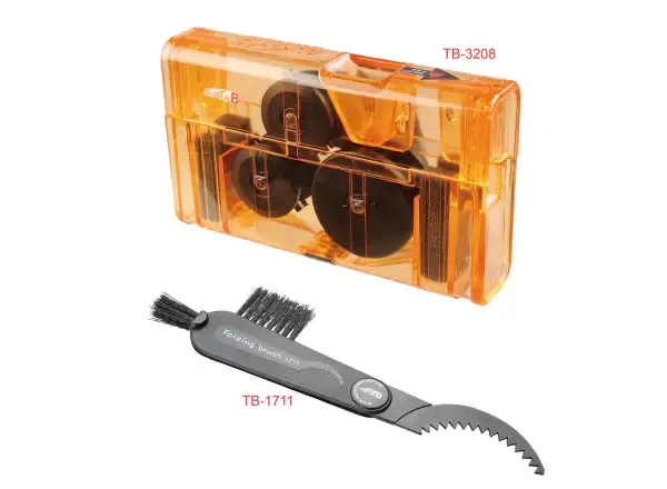 Super B TB-32800 chain cleaner with brush
