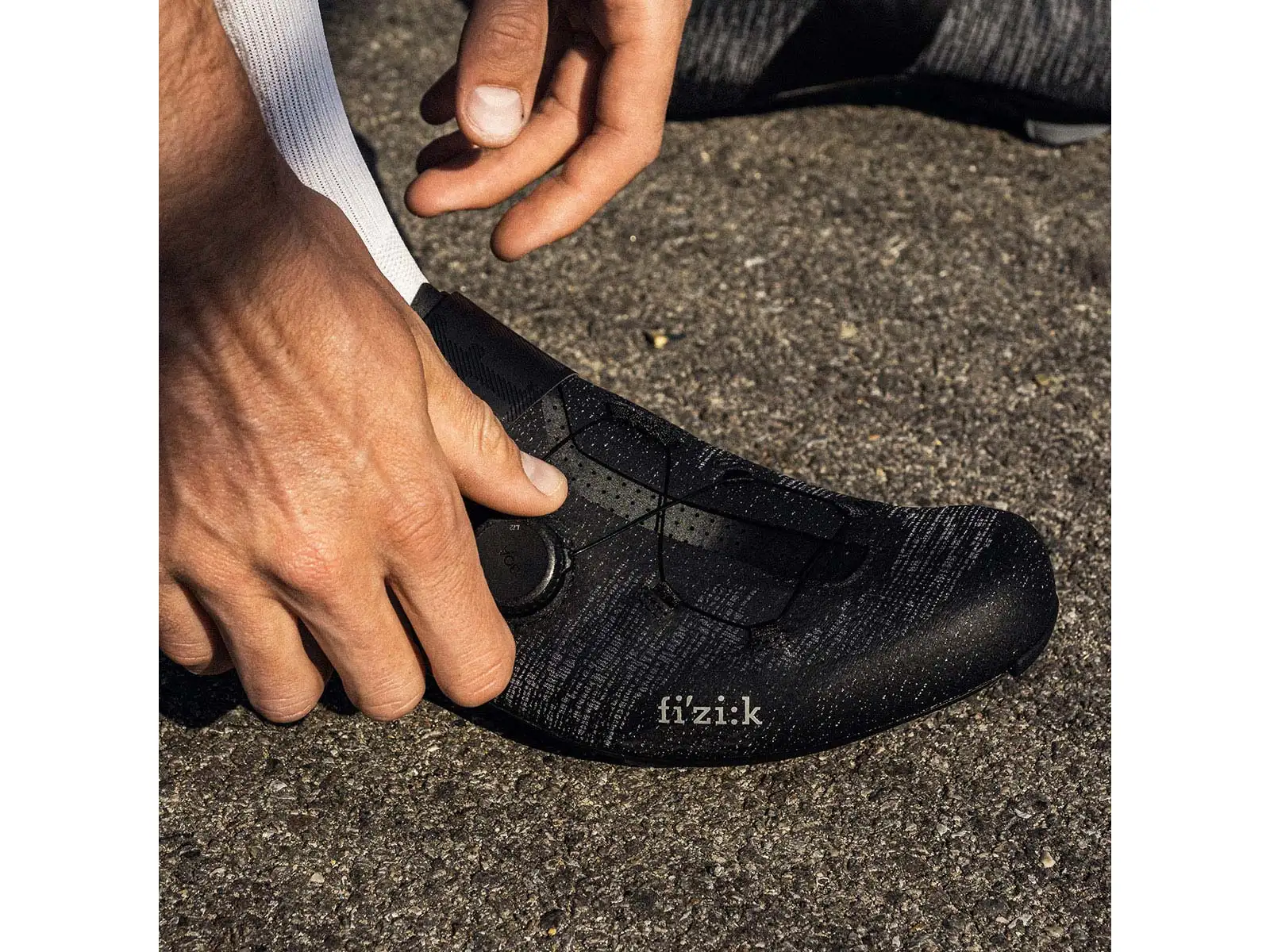 Fizik Vento Infinito Knit Carbon 2 Wide road men's cycling shoes Black/Black
